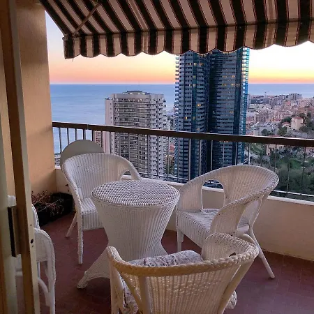 With A Terrace * بوزولي